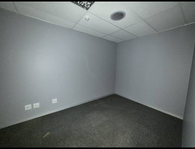 475M² OFFICE TO LET IN SANDTON CENTRAL